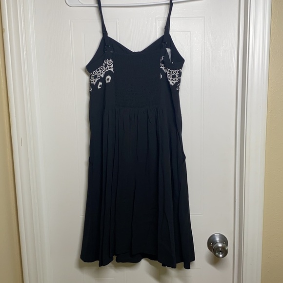 Express - Black & White Spring Dress Size XS - Picture 7 of 7